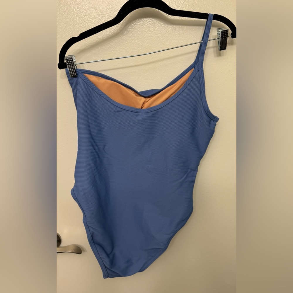 NWT J.Crew Ribbed One-Shoulder One-Piece Swimsuit | Modern Minimal Swim - Picture 4 of 5